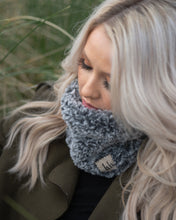 Load image into Gallery viewer, hippie neck warmer