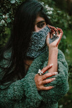 Load image into Gallery viewer, hippie neck warmer